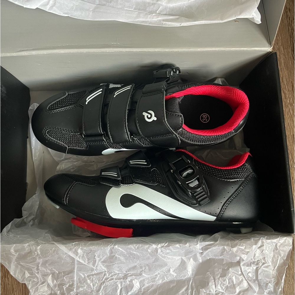 Peleton | Cycling Shoes Size EU 38 Black/Red Bike Women US 7.5/8